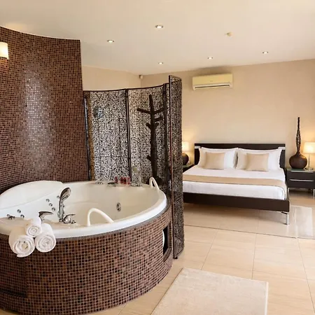 Villa Sovinyon Beachfront Odessa